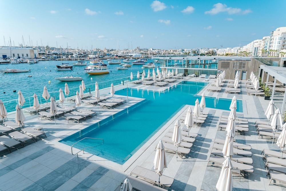 Blubay Apartments By St Hotels Gzira Exteriör bild